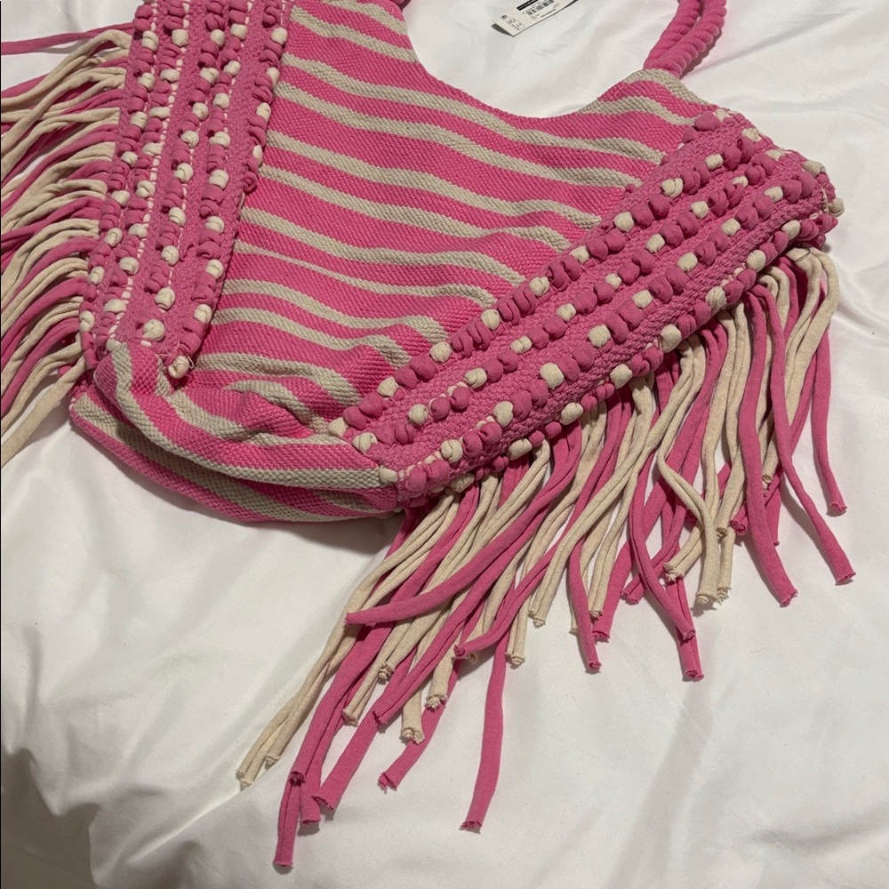 NWT Pink and White Striped Fringe Tote Beach Bag - Picture 5 of 9